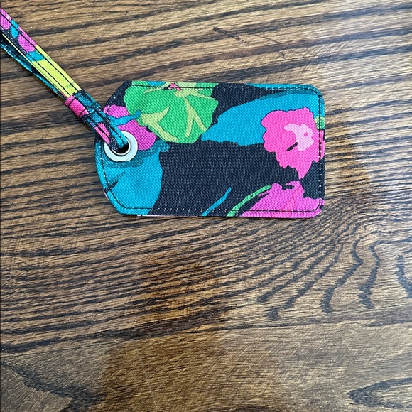 Vera Bradley Vibrant Floral ID Tag - Picture 2 of 3